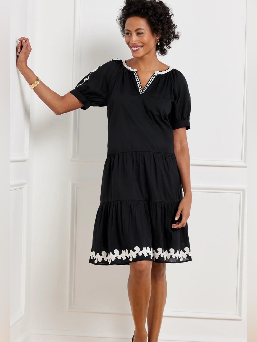 Talbots Black & White Embroidered Tiered Cotton Dress Size Medium NWT